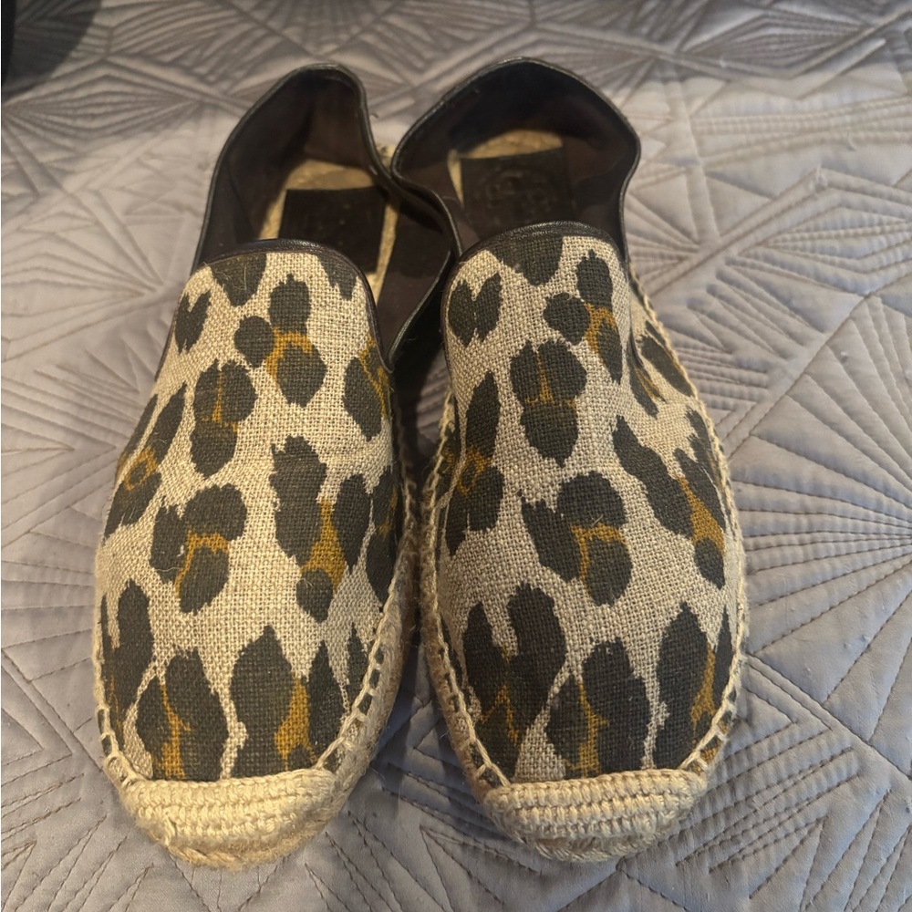 Tory Burch Leopard Print Espadrilles Flats 8